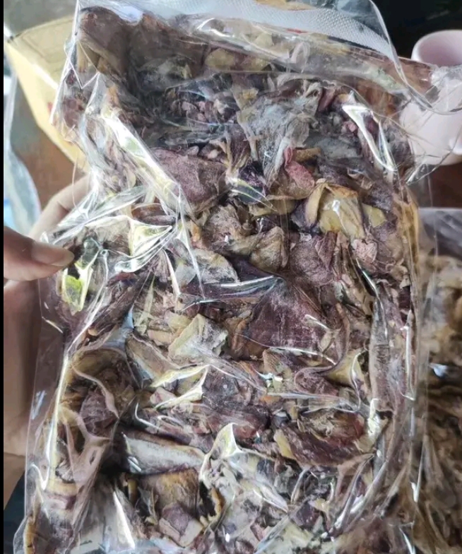 ปีกหมึกแห้งอร่อย200กรัม (รับ11,000แต้ม)