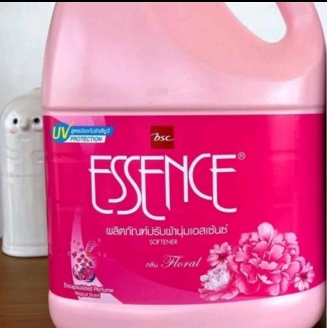 น้ำยาปรับผ้าEssence(รับ13,750แต้ม)