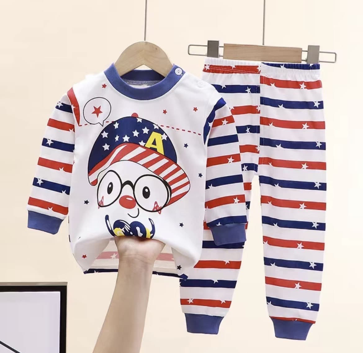  ชุดนอนเด็กแขนยาว ขายาวลายเส้นSize 80cm ส่งจากไทย เด็กหญิง เด็กผู้ชาย (รับ7,700 แต้ม)