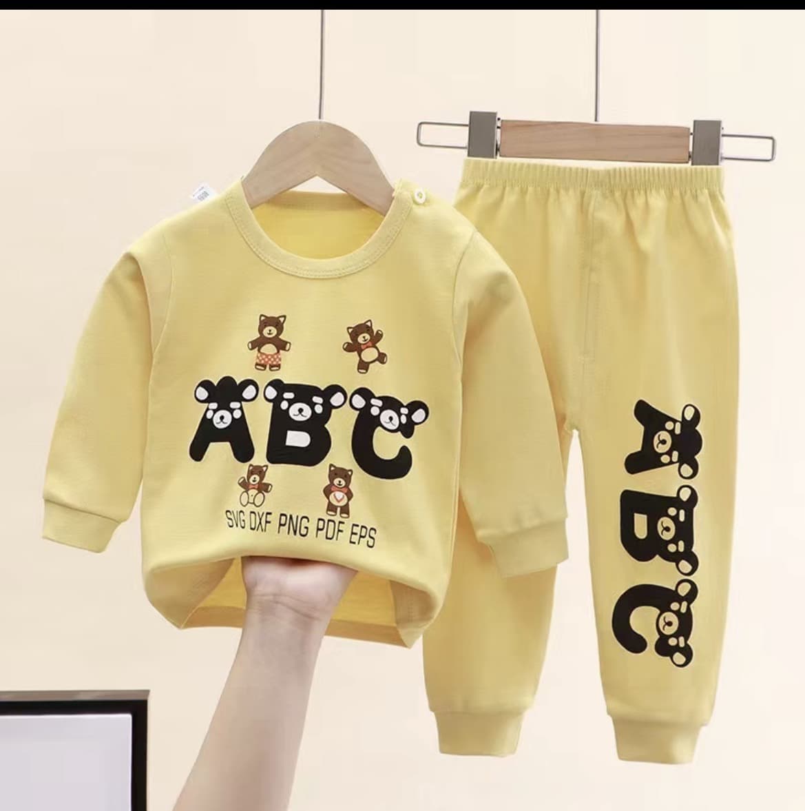 ชุดนอนเด็กแขนยาว ขายาวABC เหลือง Size 100 cm ส่งจากไทย เด็กหญิง เด็กผู้ชาย(รับ8,700แต้ม)