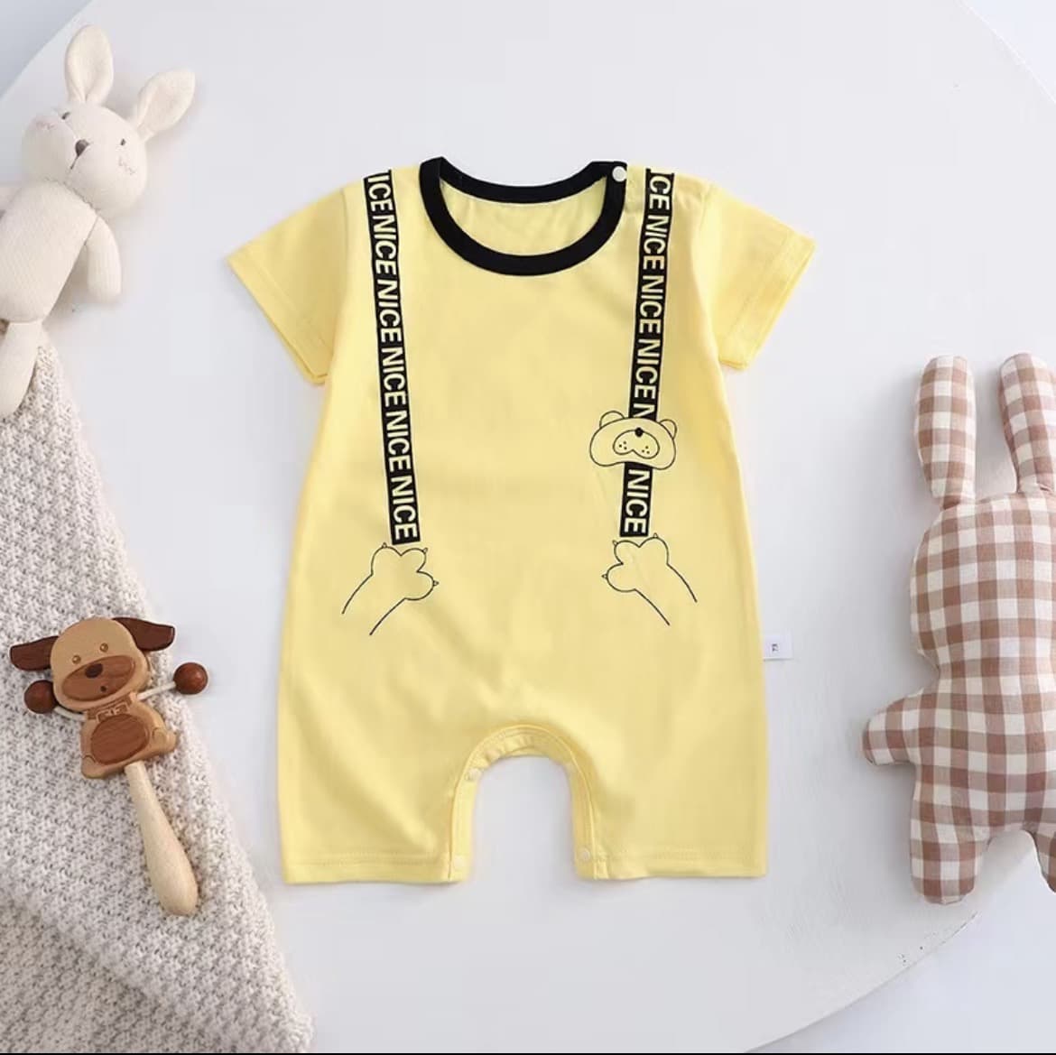   ชุดบอดี้สูทสำหรับเด็กแรกเกิดลายหมีเหลืองSize 73 cmCotton100%(รับ6,550 แต้ม)