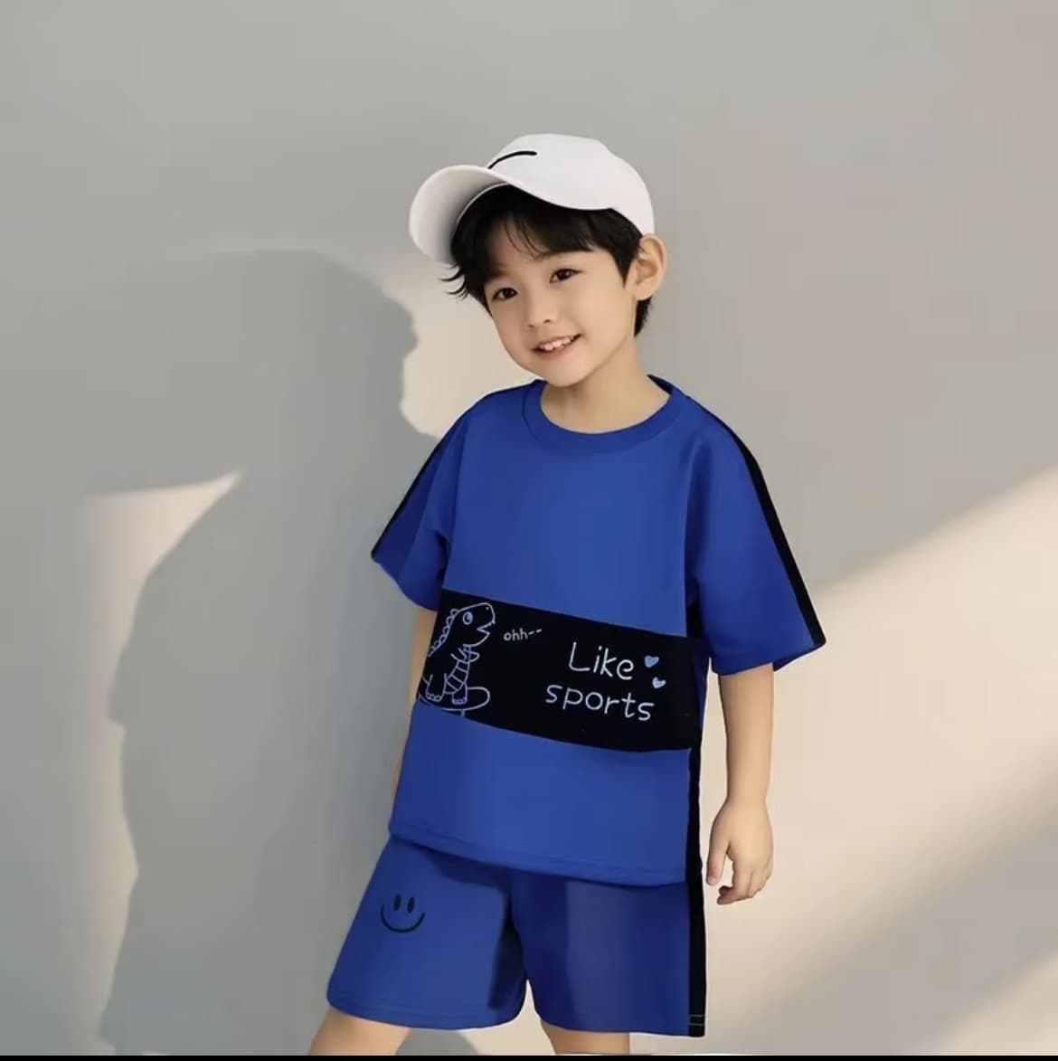 ชุดเสื้อเด็ก แฟชั้นเด็ก เซ็ท 2ชิ้นสีน้ำเงิน/สีน้ำตาล/สีครีมลายเขียว ใส่เที่ยวสวยมาก Size100cm (รับ8,200แต้ม)