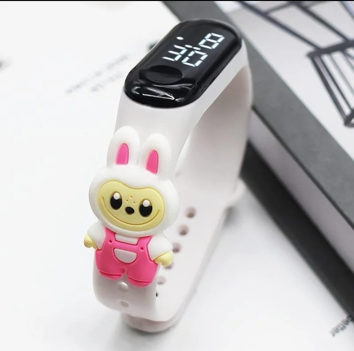 นาฬิกาเด็ก ลาบูบู้ 3 d ป้องกันการแตก สไตล์กีฬาพร้อมตุ๊กตา กันน้ำ เหมาะสำหรับเด็กชายและเด็กหญิงสีขาว(รับ7200แต้ม)