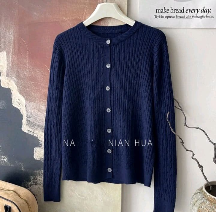 สีน้ำเงิน เสื้อไหมพรม เสื้อคาร์ดิแกน ผ้าถักแคชเมียร์เนื้อนุ่มแบบถักด้วยแกนปั่น ขนาดใหญ่ ทรงหลวมๆ สำหรับผู้หญิง ทรง หลวมๆ อเนกประสงค์ (รับ14,200แต้ม)