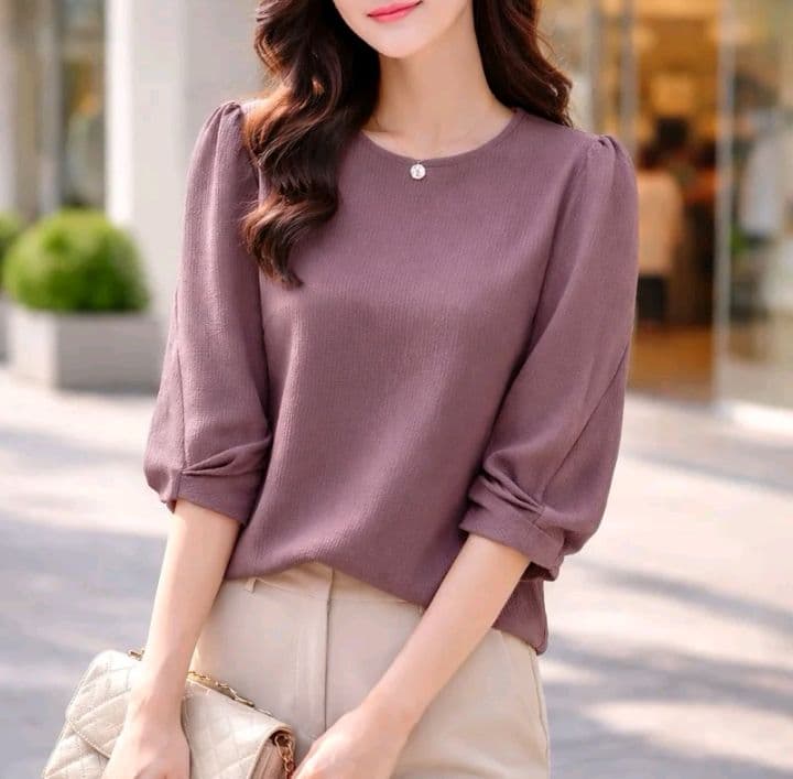 สีม่วงกะปิ WW-10**เสื้อแขนสามส่วนปลายแต่งจีบ** (รับ11,200แต้ม)