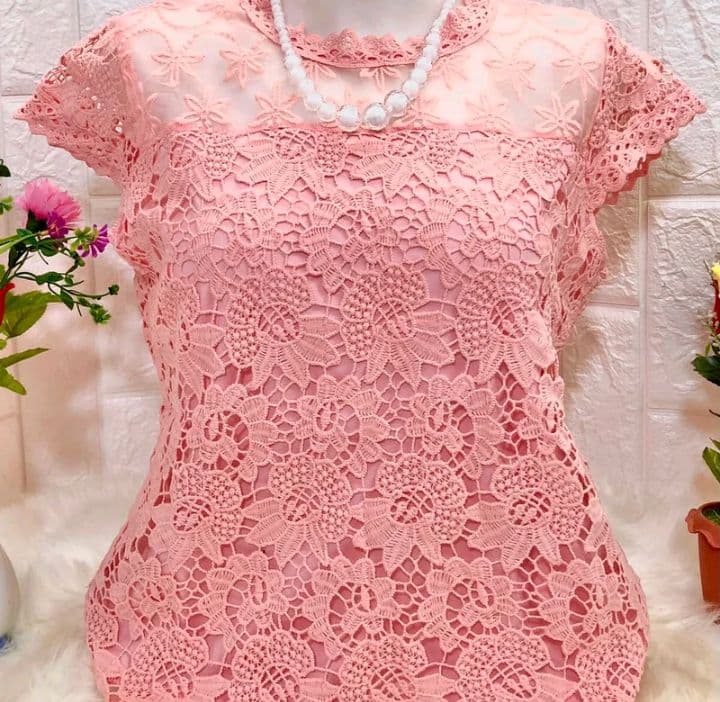 สีโอรส เสื้อลูกไม้แขนเลย ขนาดอก32-40 (รับ14,200แต้ม)