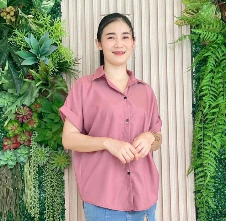 สีกะปิ โอเวอร์ไซส์ อก50 นิ้ว0s เสื้อเชิ้ตผู้หญิงแขนสั้น แขนแต่งเบิ้ล (รับ14,700แต้ม)