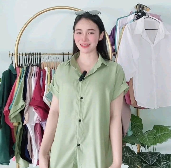 สีชาเขียว โอเวอร์ไซส์ อก50 นิ้ว0s เสื้อเชิ้ตผู้หญิงแขนสั้น แขนแต่งเบิ้ล (รับ14,700แต้ม)